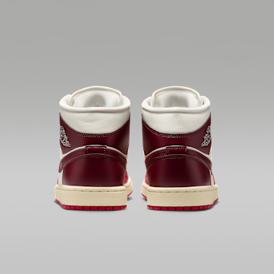 NIKE公式】エア ジョーダン 1 MID ウィメンズシューズ.オンライン